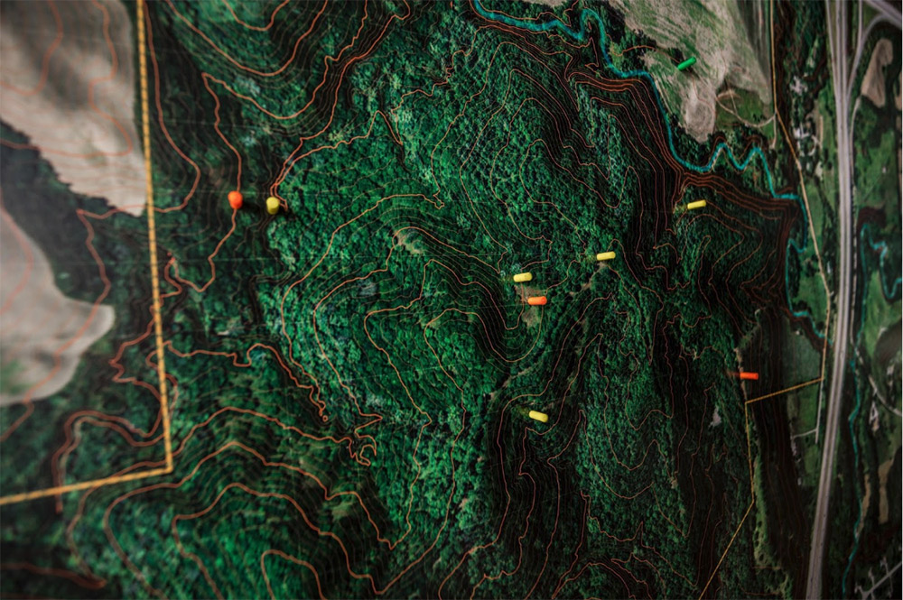 HUNTERRA map for topography.